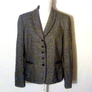 Tahari Arthur S LeVine Wool and Silk Blazer